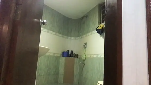 Snapshot of bangalidickolo chatting on January 1, 1:48 pm bangalidickolo online show from January 1, 1:48 pm