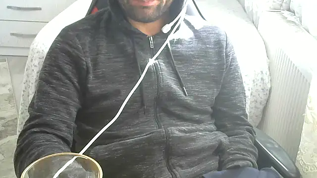 Snapshot of crazybaby5461 chatting on November 15, 10:45 am crazybaby5461 online show from November 15, 10:45 am