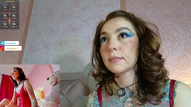 Snapshot of Evangelyne_1 chatting on June 26, 3:49 pm Evangelyne 1 online show from June 26, 3:49 pm