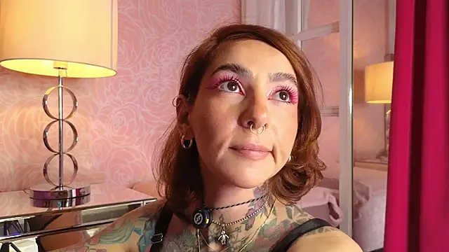 Snapshot of Evangelyne_1 chatting on July 17, 3:39 pm Evangelyne 1 online show from July 17, 3:39 pm