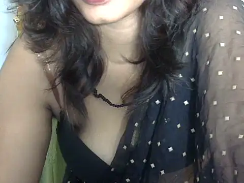 Snapshot of SEXY-MAHI- chatting on December 3, 12:57 am SEXY-MAHI- online show from December 3, 12:57 am