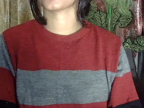 Snapshot of SEXY-MAHI- chatting on December 9, 8:44 pm SEXY-MAHI- online show from December 9, 8:44 pm