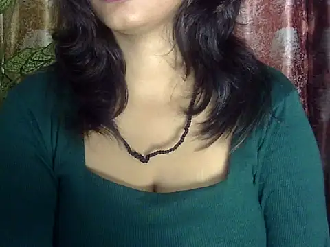 Snapshot of SEXY-MAHI- chatting on December 12, 5:15 pm SEXY-MAHI- online show from December 12, 5:15 pm