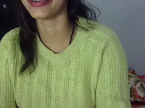 Snapshot of SEXY-MAHI- chatting on December 18, 8:14 pm SEXY-MAHI- online show from December 18, 8:14 pm