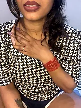 Snapshot of SEXY-MAHI- chatting on March 11, 9:48 pm SEXY-MAHI- online show from March 11, 9:48 pm