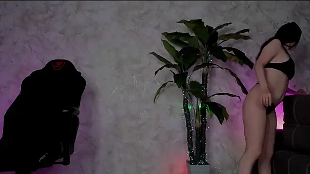 Emma7 online show from June 22, 2:02 am