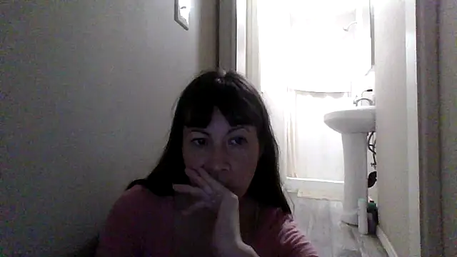 petitedoll29 online show from October 31, 8:21 pm