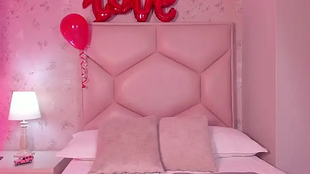 ambar sullivan online show from February 15, 12:01 pm