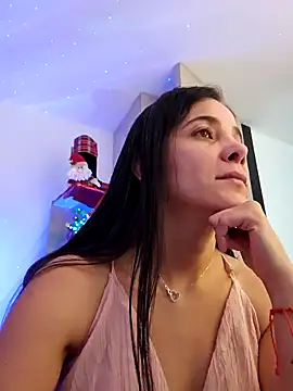 Snapshot of miaeyes chatting on December 27, 2:22 pm miaeyes online show from December 27, 2:22 pm