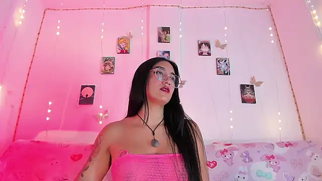 Snapshot of ineedmydaddy_ chatting on July 10, 3:22 am ineedmydaddy online show from July 10, 3:22 am