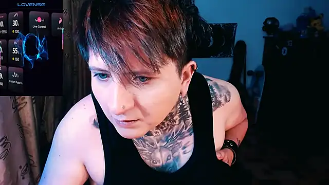 Marieblueeyes online show from October 27, 11:20 pm