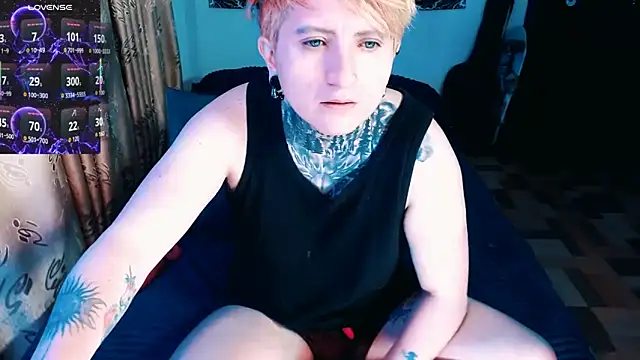 Marieblueeyes online show from November 9, 4:44 am