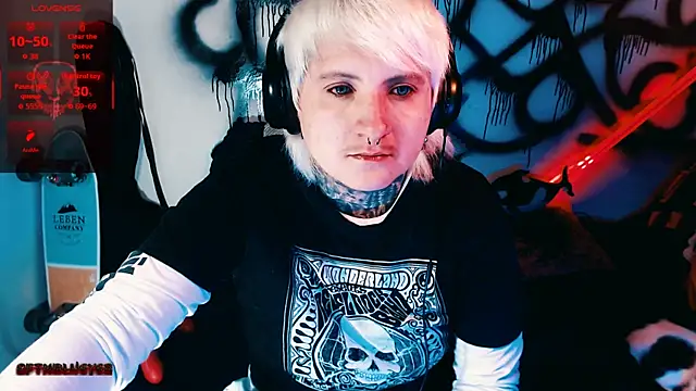 Marieblueeyes online show from July 25, 10:51 pm