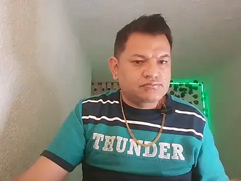SexDiffrent online show from May 13, 7:55 pm