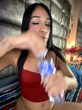 Snapshot of Ashly_Miller chatting on November 12, 7:57 pm Ashly Miller online show from November 12, 7:57 pm