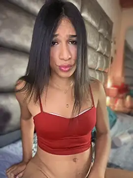 Snapshot of Ashly_Miller chatting on November 24, 8:08 pm Ashly Miller online show from November 24, 8:08 pm