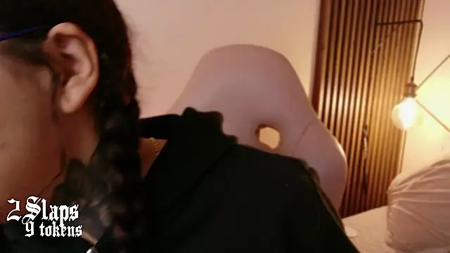 kim blake online show from February 14, 12:13 pm