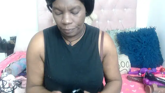 Snapshot of Negrabig chatting on June 22, 3:08 am Negrabig online show from June 22, 3:08 am