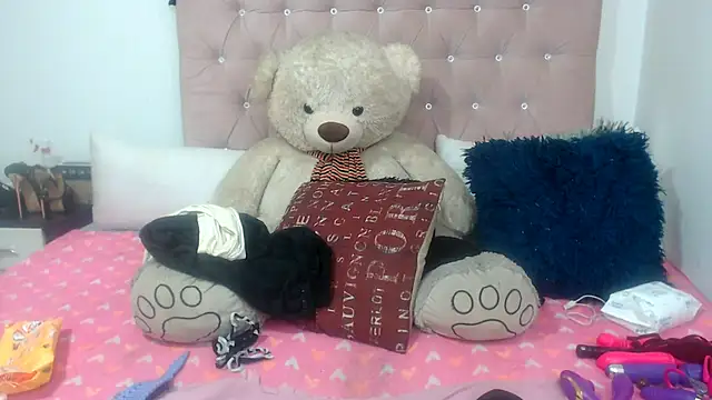Snapshot of Negrabig chatting on July 27, 3:24 am Negrabig online show from July 27, 3:24 am