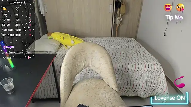 lucia s1 online show from October 10, 8:19 pm