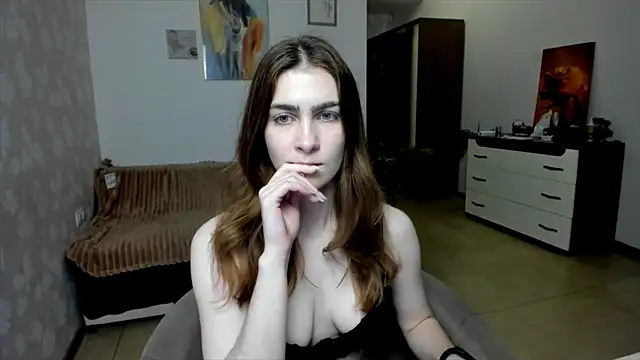 Snapshot of KaraWill chatting on June 2, 7:05 pm KaraWill online show from June 2, 7:05 pm