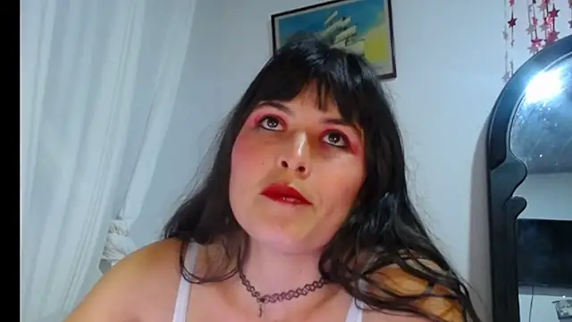 Snapshot of Alexandrasaenz chatting on November 16, 12:16 am Alexandrasaenz online show from November 16, 12:16 am