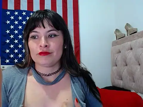 Alexandrasaenz online show from June 17, 9:05 pm