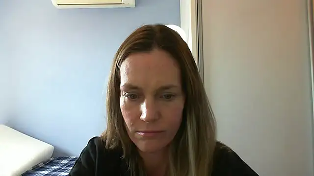 Annylove1 online show from October 22, 5:13 pm