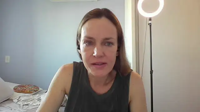 Annylove1 online show from December 23, 10:46 am