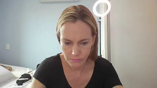 Annylove1 online show from January 9, 10:51 am