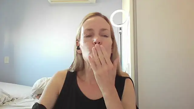 Annylove1 online show from February 17, 10:45 am