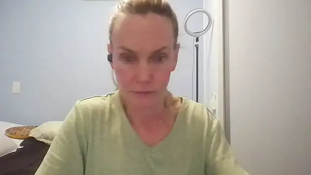 Snapshot of Annylove1 chatting on June 15, 12:13 am Annylove1 online show from June 15, 12:13 am