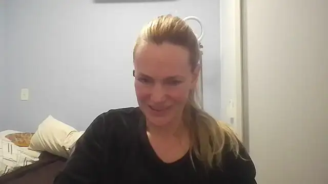 Annylove1 online show from June 28, 12:27 am