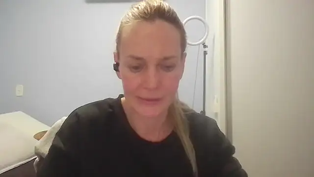 Annylove1 online show from July 12, 12:34 am