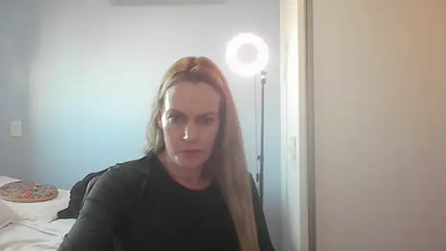 Annylove1 online show from July 23, 10:57 am