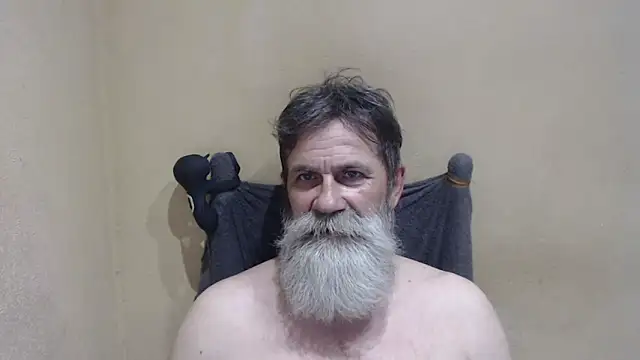 Snapshot of AlexNudo chatting on June 10, 3:22 pm AlexNudo online show from June 10, 3:22 pm