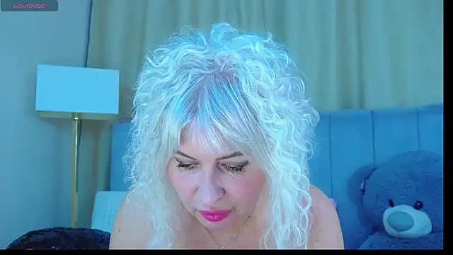 Snapshot of Barbie_Blond_ chatting on May 12, 6:10 am Barbie Blond online show from May 12, 6:10 am