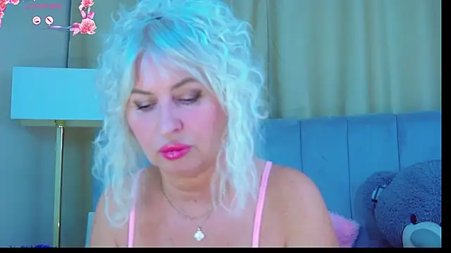 Snapshot of Barbie_Blond_ chatting on May 26, 6:09 am Barbie Blond online show from May 26, 6:09 am