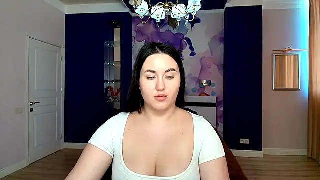 Roxie Bradley online show from March 8, 10:00 am