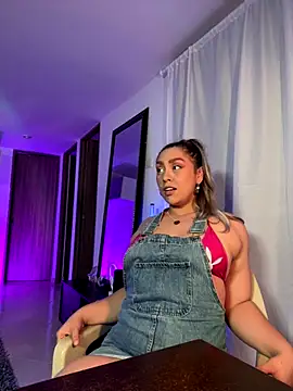 Im sophiie online show from September 16, 6:47 am