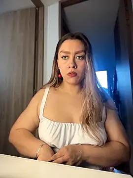 Im sophiie online show from June 21, 11:18 pm