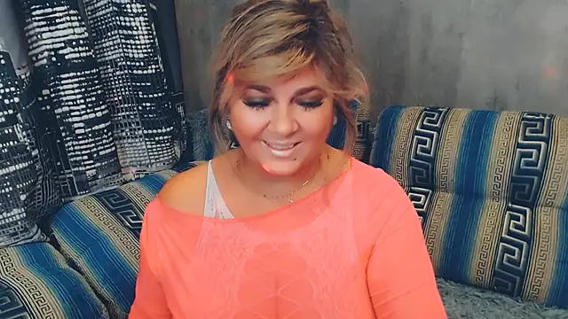 Malena Mi online show from December 8, 9:30 pm