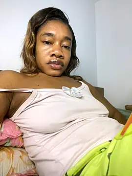  yisela  online show from October 30, 12:34 am