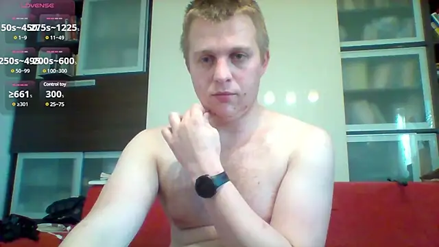 Snapshot of Matttthees chatting on December 29, 8:44 am Matttthees online show from December 29, 8:44 am