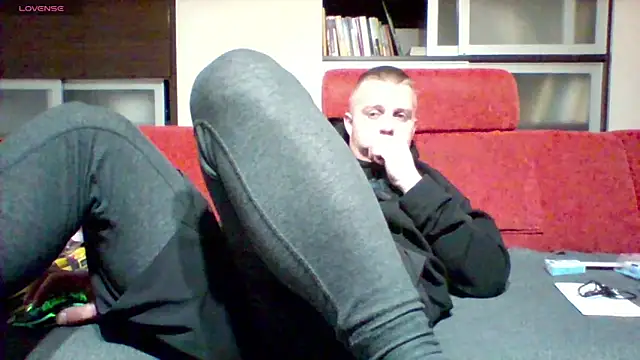 Snapshot of Matttthees chatting on January 15, 2:49 am Matttthees online show from January 15, 2:49 am