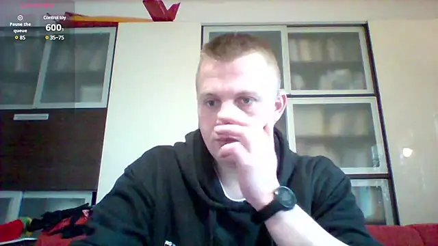Snapshot of Matttthees chatting on January 25, 10:29 am Matttthees online show from January 25, 10:29 am
