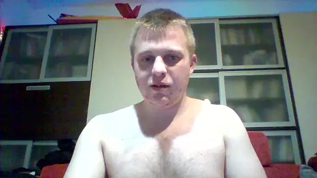 Snapshot of Matttthees chatting on February 19, 11:04 pm Matttthees online show from February 19, 11:04 pm