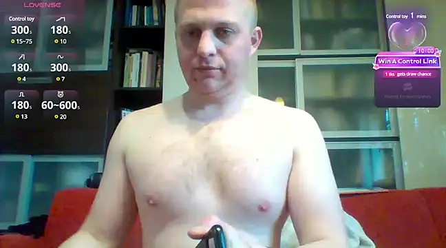 Snapshot of Matttthees chatting on March 20, 6:19 am Matttthees online show from March 20, 6:19 am