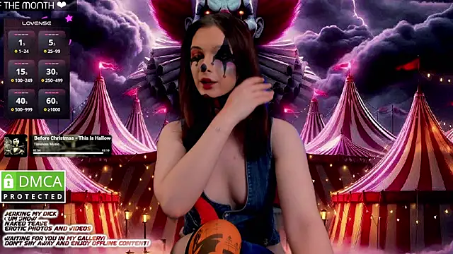 Snapshot of Lee_Loo chatting on October 31, 4:08 pm Lee Loo online show from October 31, 4:08 pm