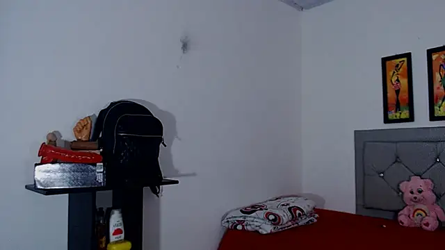 Snapshot of sofiaxdollxxx chatting on January 23, 7:32 am sofiaxdollxxx online show from January 23, 7:32 am